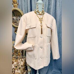 Elegant Cream Women's Jacket with Patch Pockets